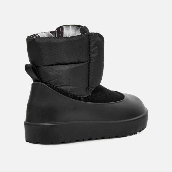 UGG Classic Maxi Toggle Boots, NEW - Picture 7 of 7